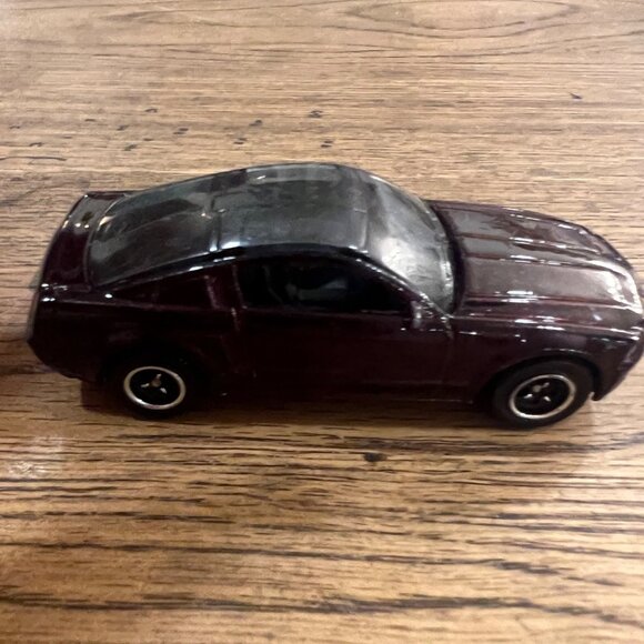 Matchbox 2007 Mustang GT Concept Diecast Car Collectible Toy 1:64 Scale - Picture 2 of 4